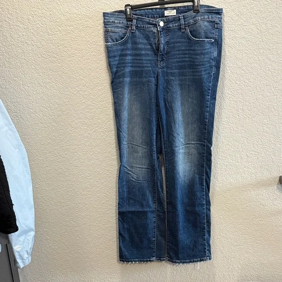 Maurice’s Everflex Slim Boot Jeans - Picture 1 of 5